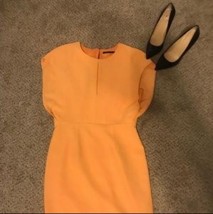 Black Halo keyhole sheath dress